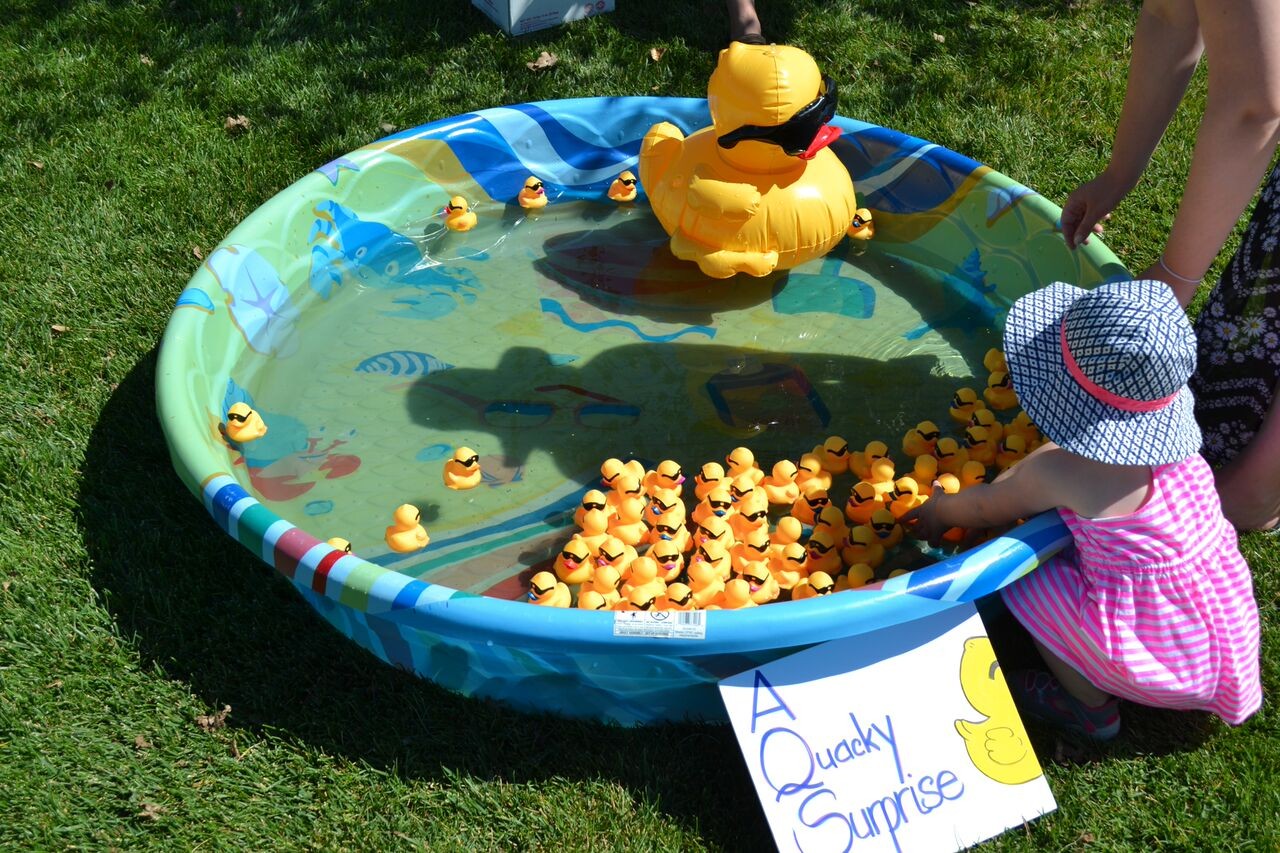 Carnival games to win quacktastic prizes!