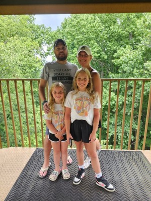 Desiree, Adalynn and Annalise M.